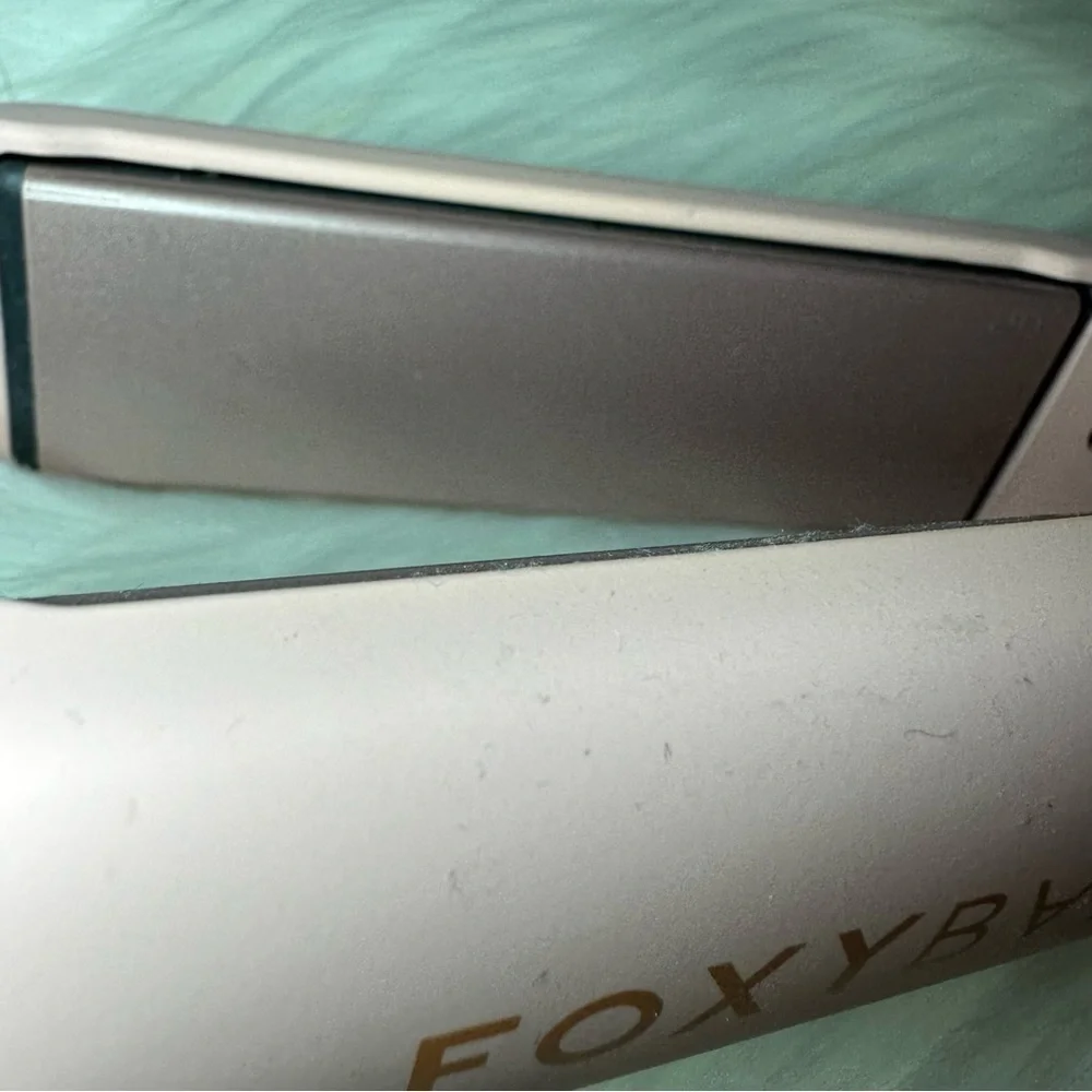 FoxyBae Baby Blush Pink Flat Iron 1” Inch - Picture 6 of 11